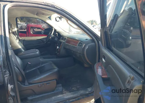 2008 Chevrolet Silverado 1500 Ltz from USA, damaged, VIN 2GCEC13J581327808